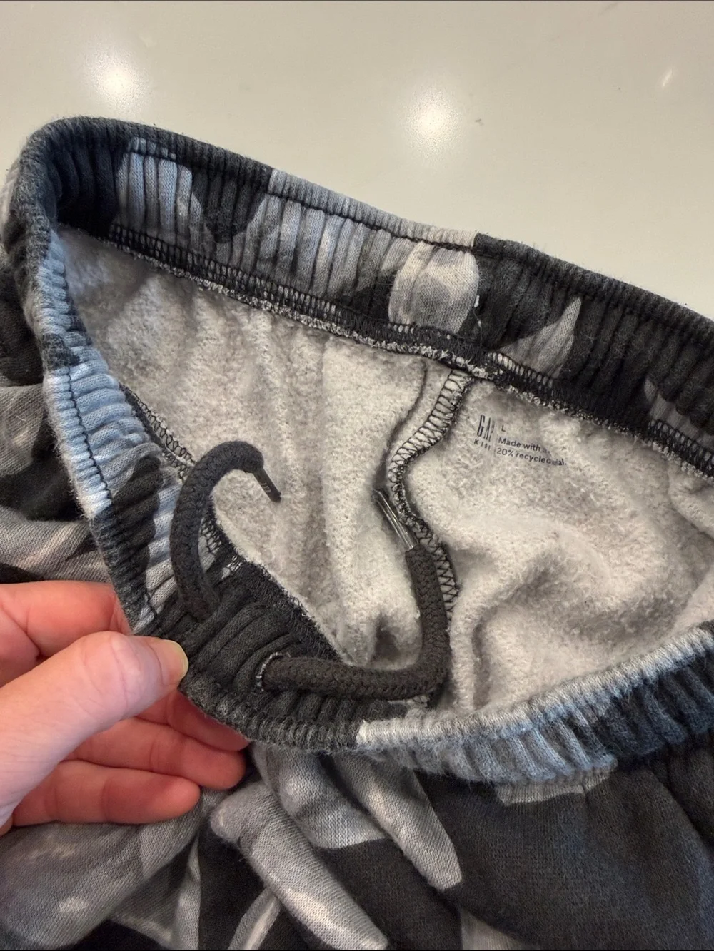 GAP kids Black Joggers with Silver Bow Print sz L